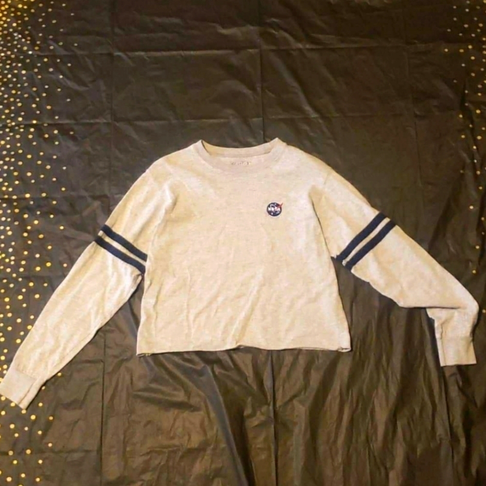 NASA Crop Crewneck Sweatshirt (Juniors XS)